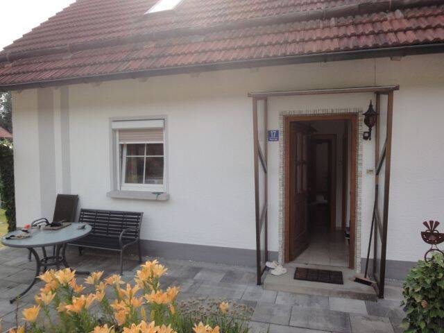 Großzügiges Zweifamilienhaus mit traumhaftem Garten bis zum Osterbach – Wohnen im Grünen bei Waldkirchen, 94065 Waldkirchen