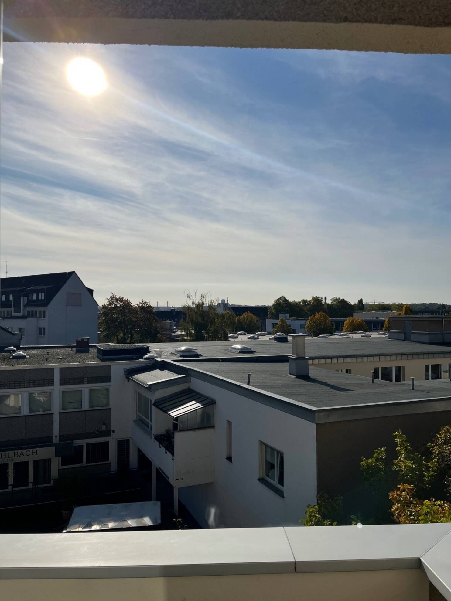 Voll komplett möblierte 2-Zimmer-Wohnung mit Südbalkon in Ehrenfeld!, 50827 Köln (Ehrenfeld Bickendorf Neuehrenfeld Ossendorf)