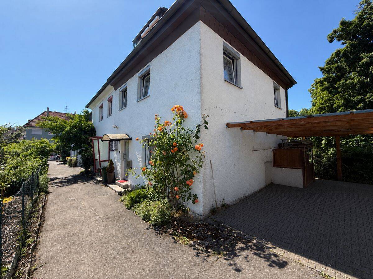 “Familienglück mit Garten – Charmante Doppelhaushälfte in Bad Cannstatt”, 70376 Stuttgart (Bad Cannstatt Burgholzhof Münster Zuffenhausen)