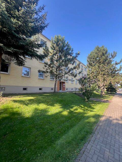 schöne 4-Raum Wohnung mit Balkon, 39397 Gröningen