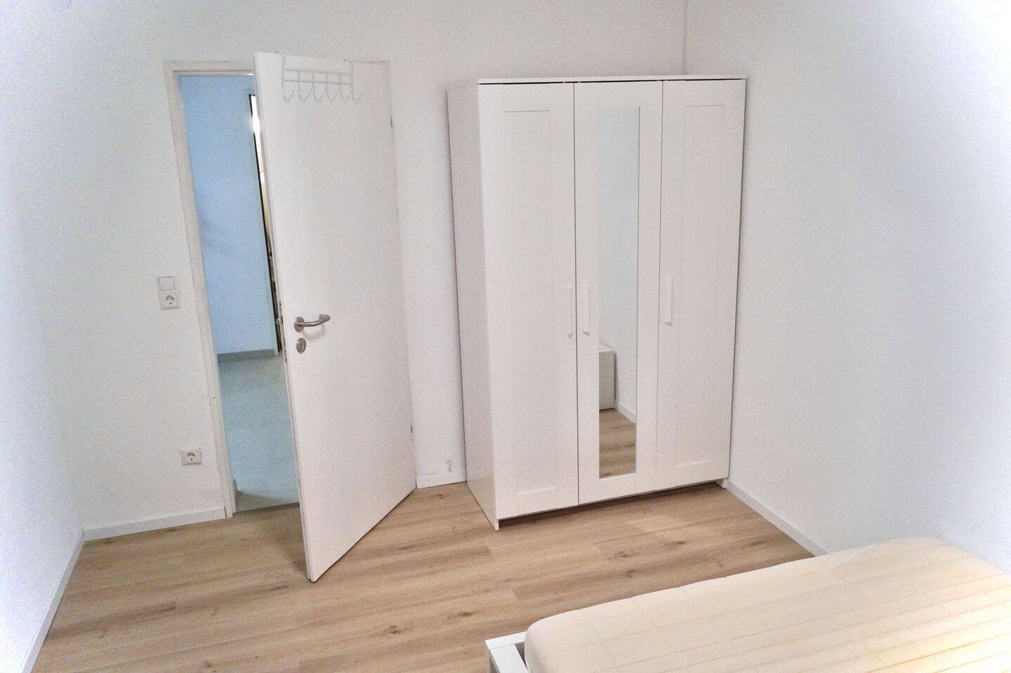 3 freie Zimmer in unserer 5-WG in Esslingen Berkheim, 73734 Esslingen am Neckar