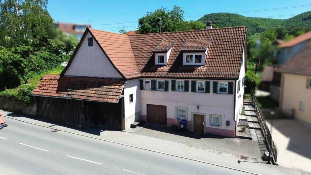 Zum Basteln, zum Wohnen, für Autos, zum Arbeiten… komplett saniert für tausend Möglichkeiten, 72116 Mössingen