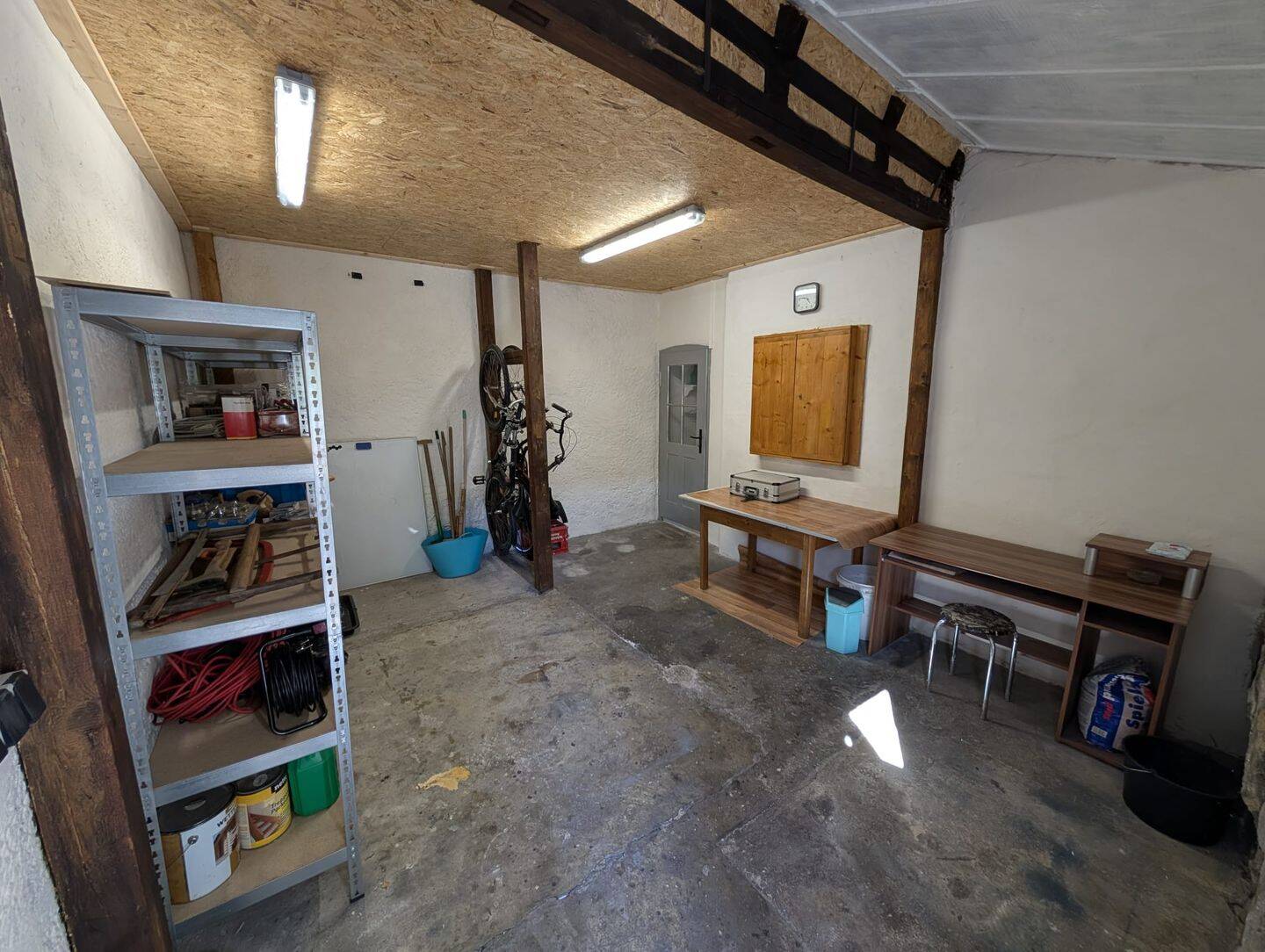 Zimmer in 5er WG Werkstatt, Partyhütte, Garage, Innenstadt Lage, 96215 Lichtenfels