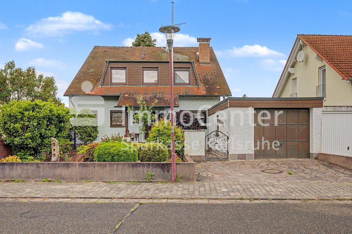 Charmantes Familienhaus mit Garten, Kaminzimmer und viel Platz zum Wohlfühlen, 76661 Philippsburg