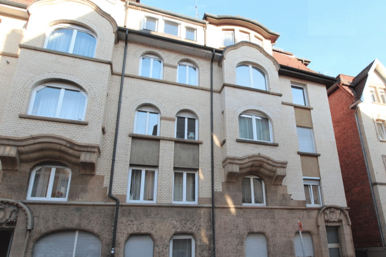 Traumhafter Altbau mit Blick auf Stuttgart – 3-Zimmer-Wohnung in Stuttgart-Ost, 70186 Stuttgart (Ost)