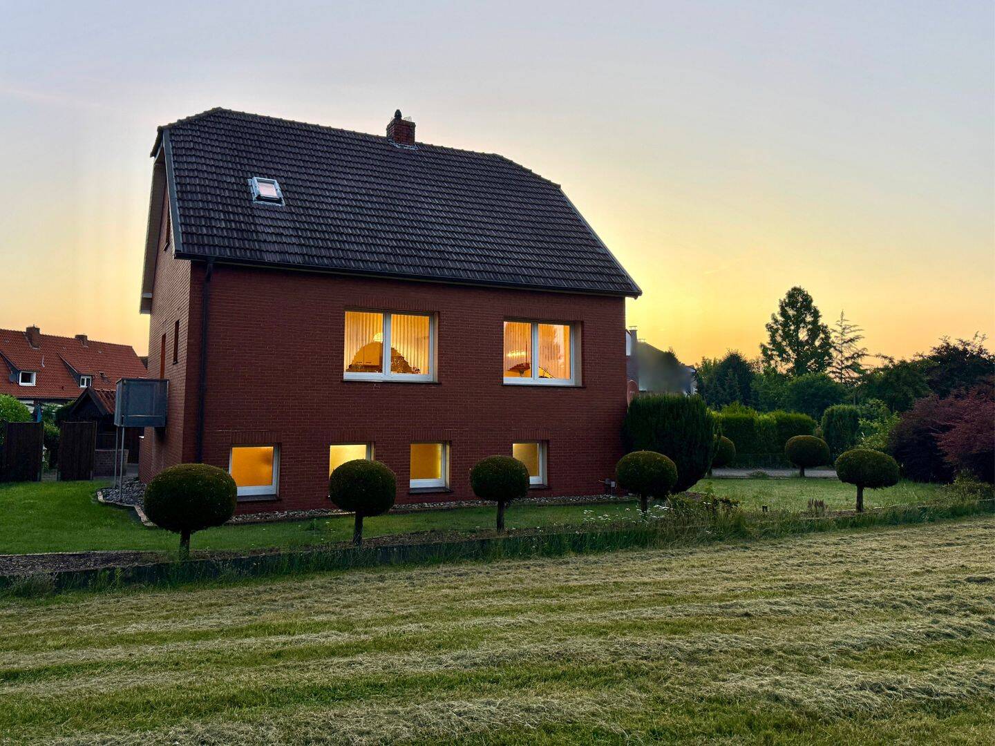 Gepflegtes Einfamilienhaus mit schönem Grundstück, Garage und viel Nutzfläche in Schüttorf, 48465 Schüttorf