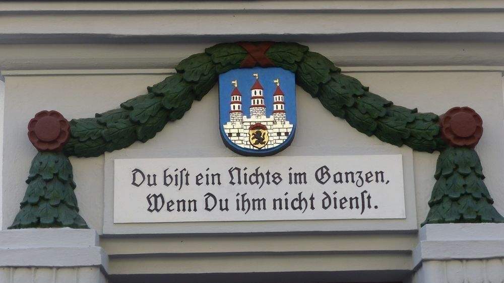 Wohn- und Geschäftshaus in 1a Top-Lage in Fußgängerzone mit,7,2 % Ist-Bruttomietrendite, 9599 Freiberg