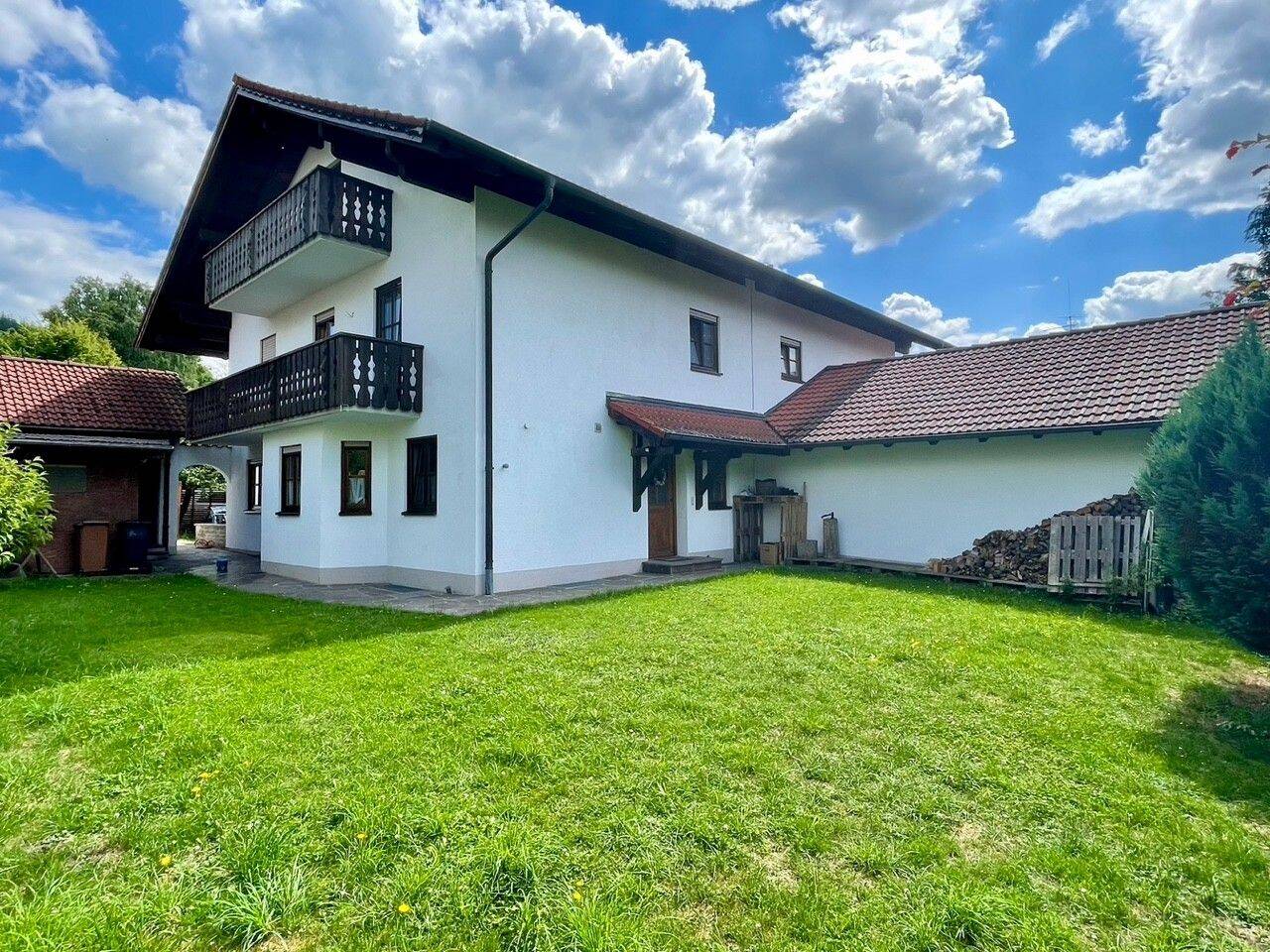 Helle und großzügige Doppelhaushälfte in Hohenpeißenberg, 82383 Hohenpeißenberg
