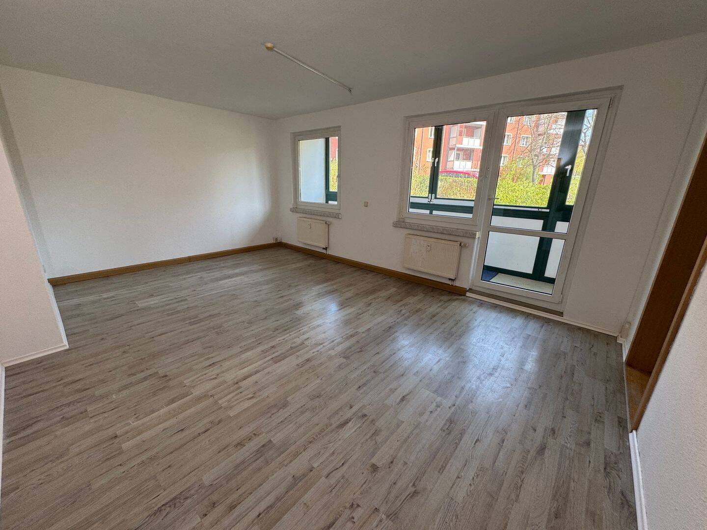 image-72504207