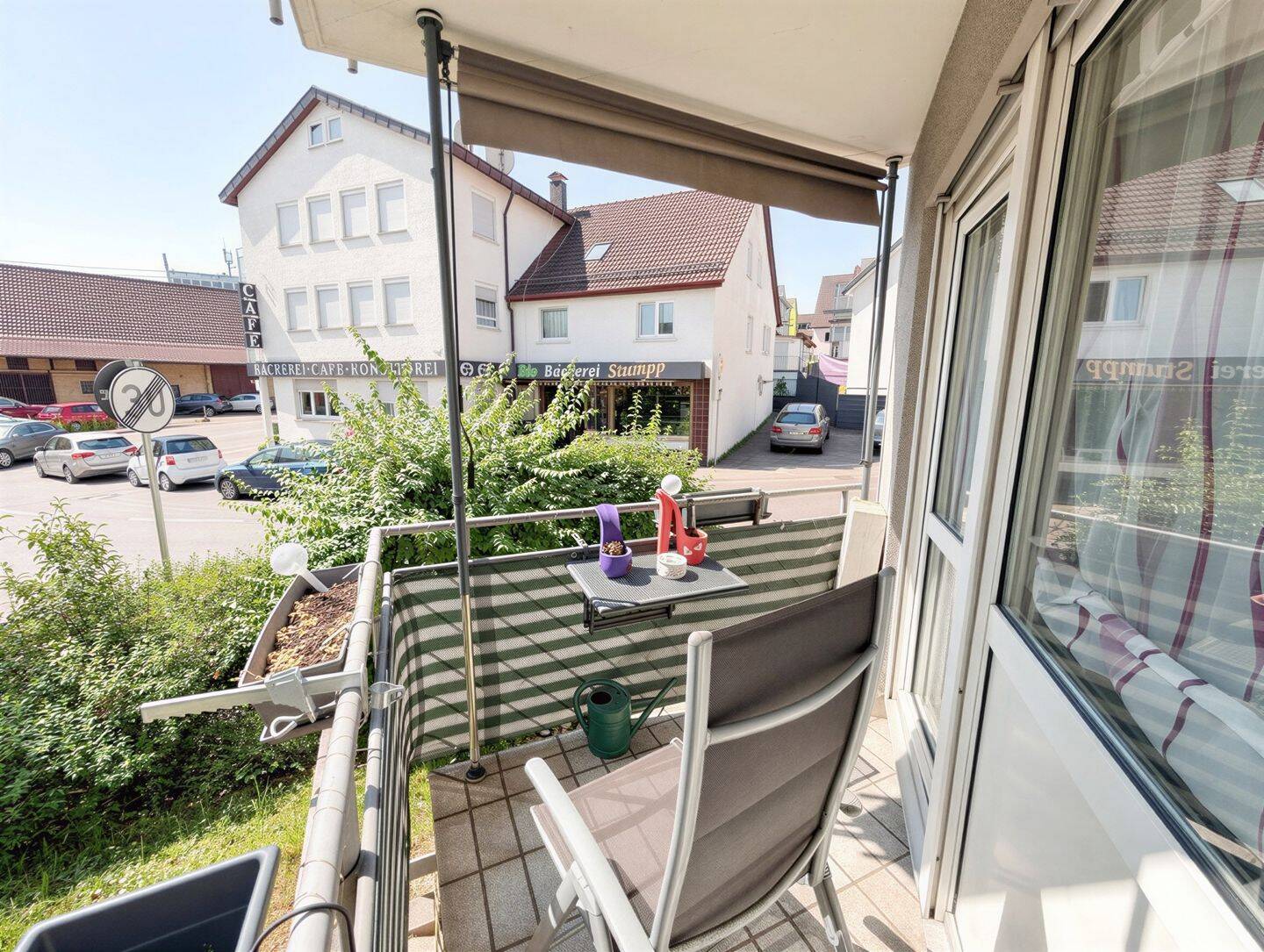 Ebersbach: Bezugsfertiges Apartment mit Sonnenbalkon und PKW-Stellplatz ***, 73061 Ebersbach an der Fils