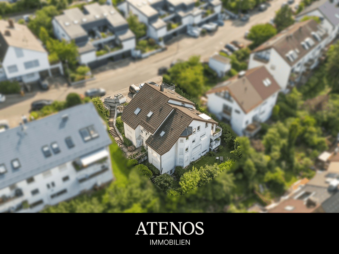 Attraktive 3-Zimmer-Wohnung mit offenem Wohnbereich, Balkon und Stellplatz, 70619 Stuttgart (Heumaden Lederberg Riedenberg Sillenbuch)