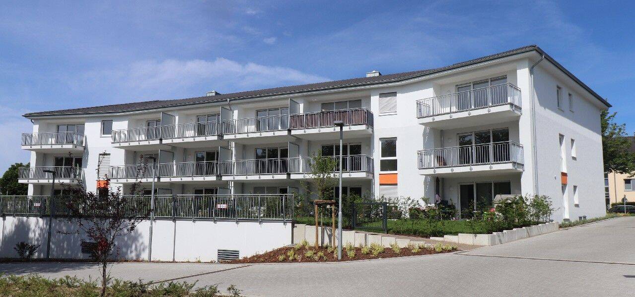 Geräumige 3-Zimmer-Erdgeschoss-Wohnung mit Einbauküche und Garten, 51377 Leverkusen (Alkenrath Manfort Schlebusch Steinbüchel)