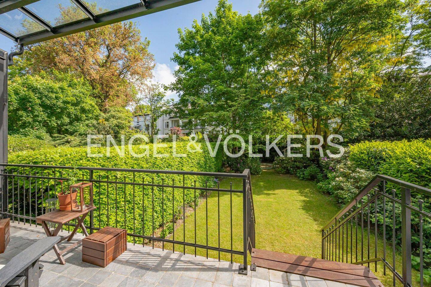 Villa mit Seltenheitswert – und vielen Möglichkeiten., 22301 Hamburg (Hamburg-Nord Winterhude)