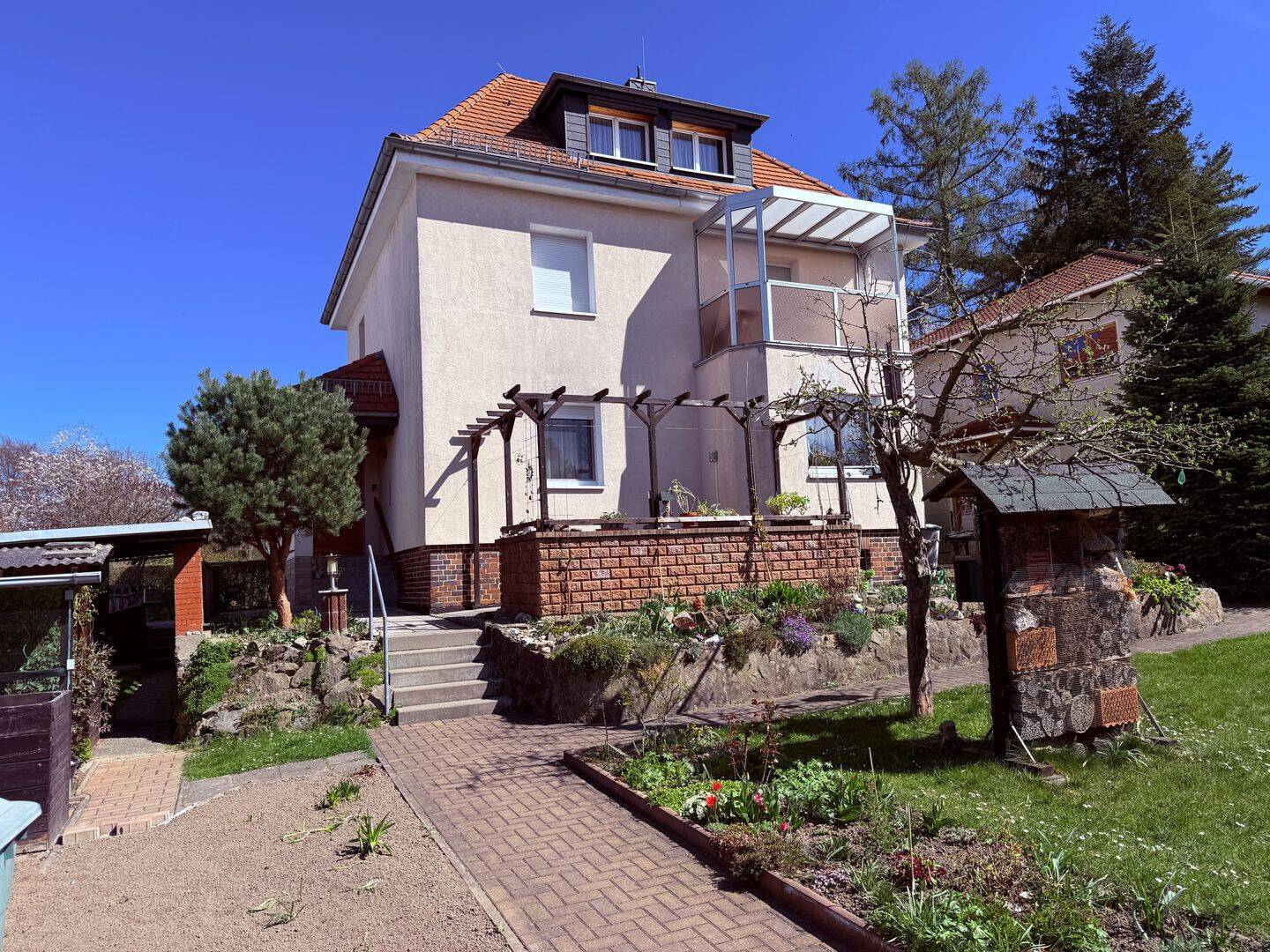 Wohnen am Dresdner Elbhang – Freistehendes Ein-/Zweifamilienhaus, 1326 Dresden