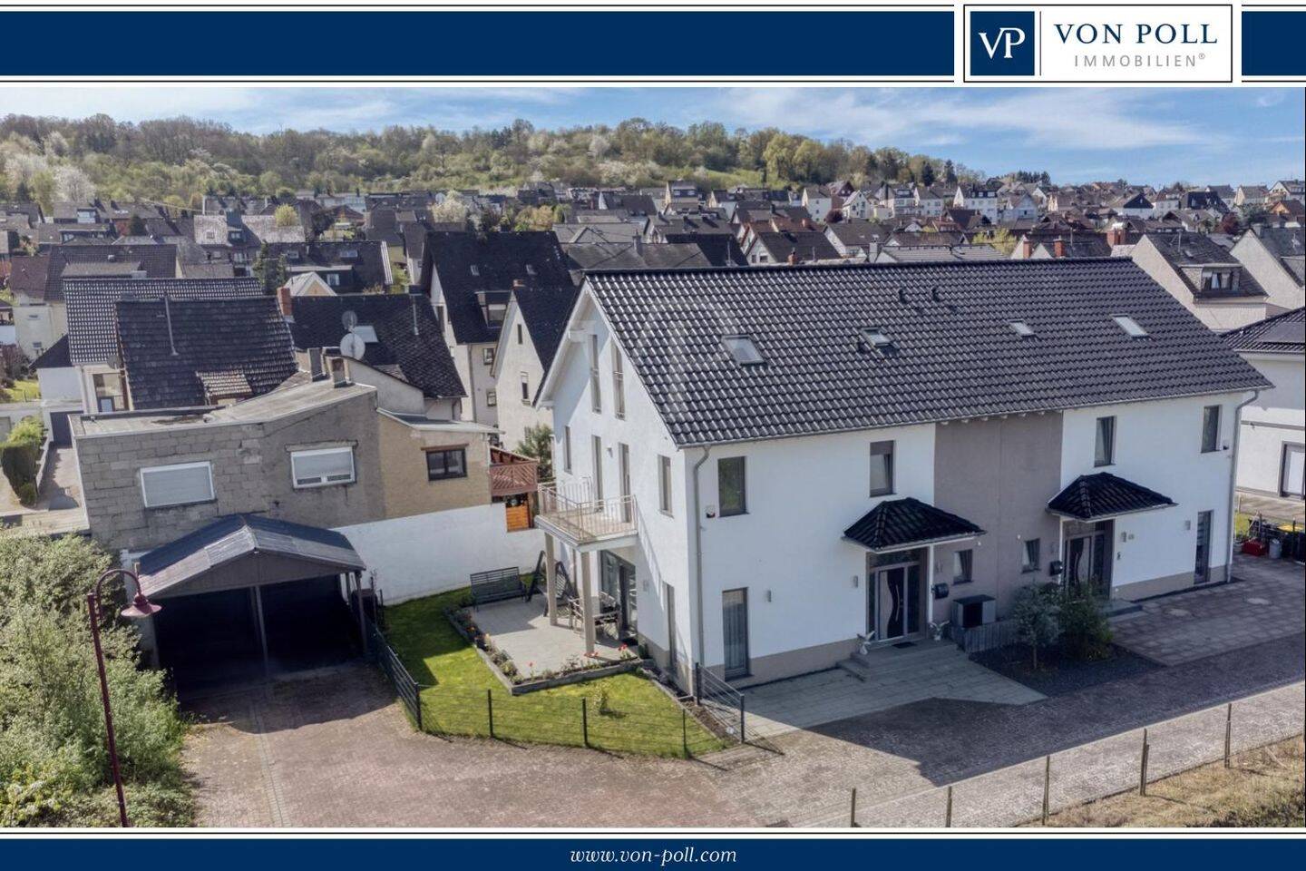 Neuwertige Doppelhaushälfte mit Doppelcarport, 56218 Mülheim-Kärlich