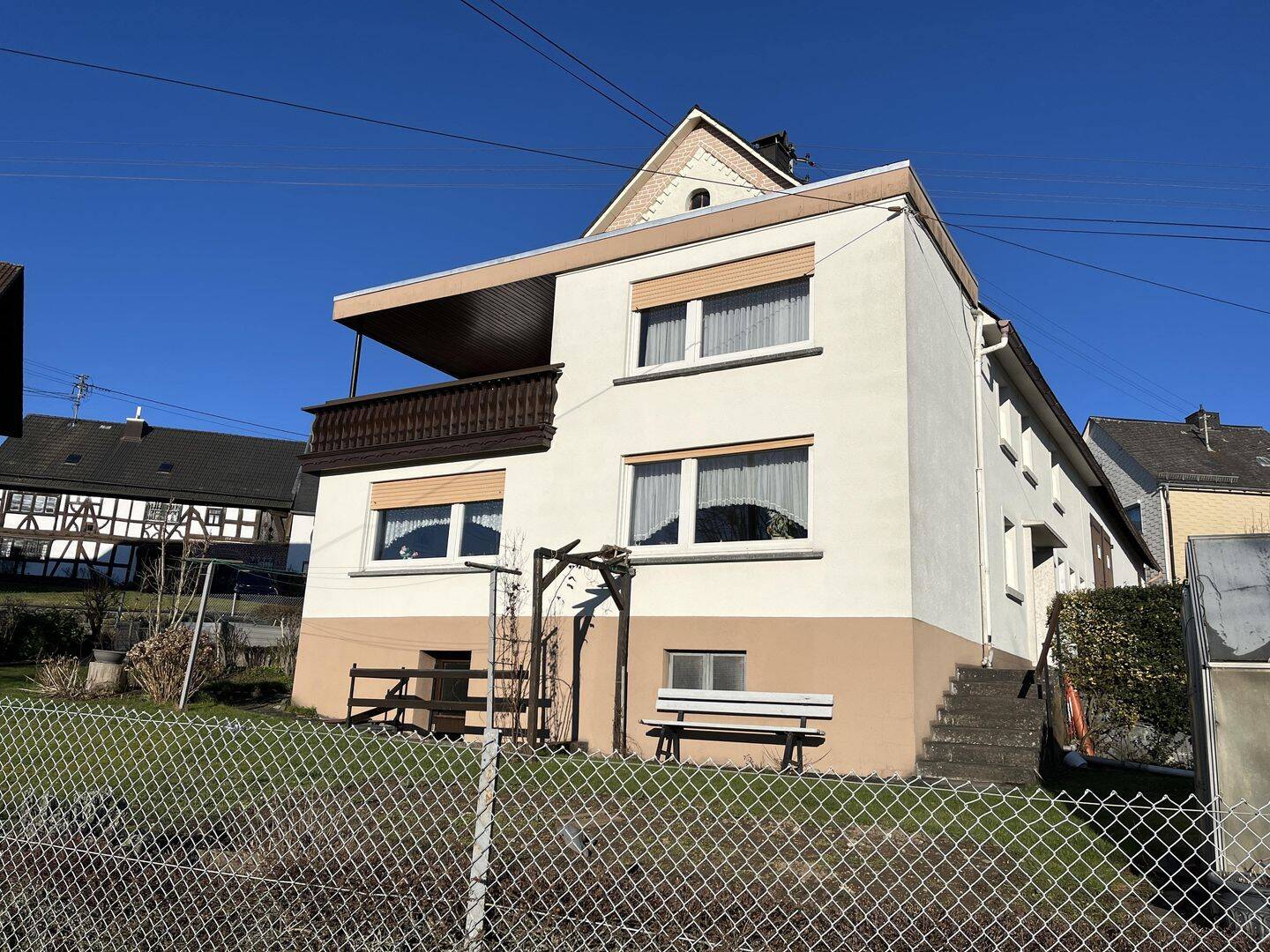 Charmantes Einfamilienhaus mit großer Scheune und vielseitigen Nutzungsmöglichkeiten., 56472 Hardt