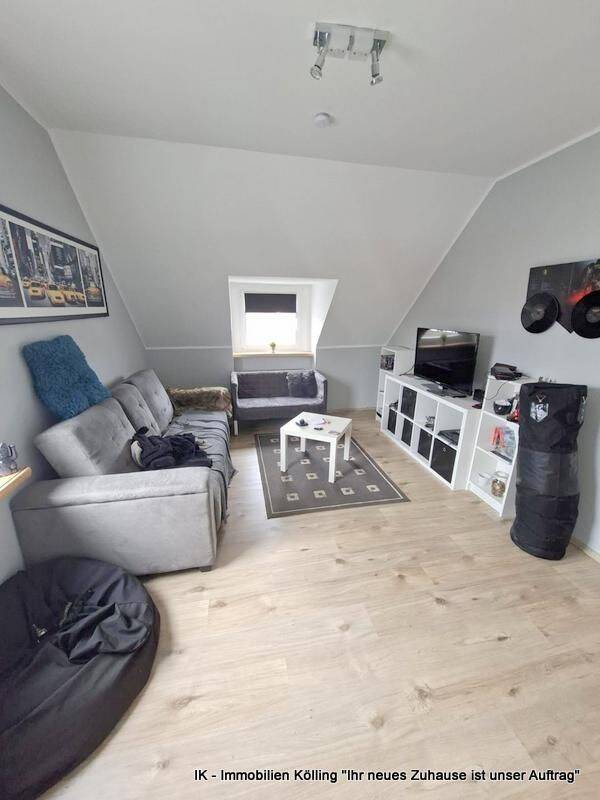 moderne Dachgeschoßwohnung inklusive Einbauküche, 59557 Lippstadt