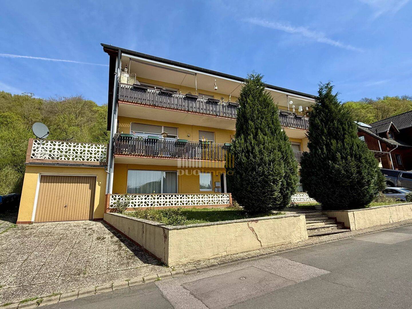 Geräumige 3-Zimmer-Wohnung mit Balkon und Weitblick in Wallendorf, 54675 Ammeldingen an der Our