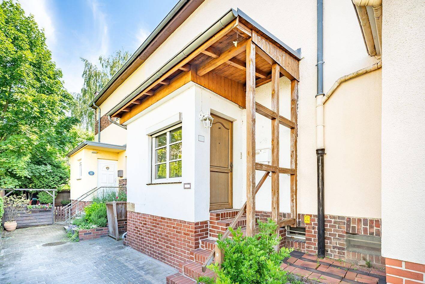 Verwirklichen Sie Ihren Wohntraum: Historisches Reihenhaus mit Garten und viel Gestaltungspotential, 12359 Berlin (Neukölln)