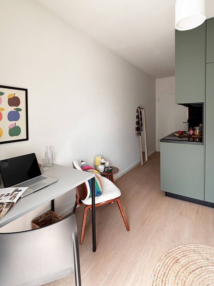 Möbliertes Neubau-Apartment (1. OG) mit Balkon für Studenten & Azubis – direkt an der Uni Augsburg!, 86179 Augsburg (Haunstetten Siebenbrunn)