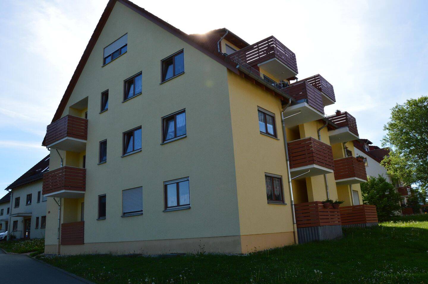 Gemütliche möblierte Singlewohnung im 1. OG mit Balkon, 8371 Glauchau