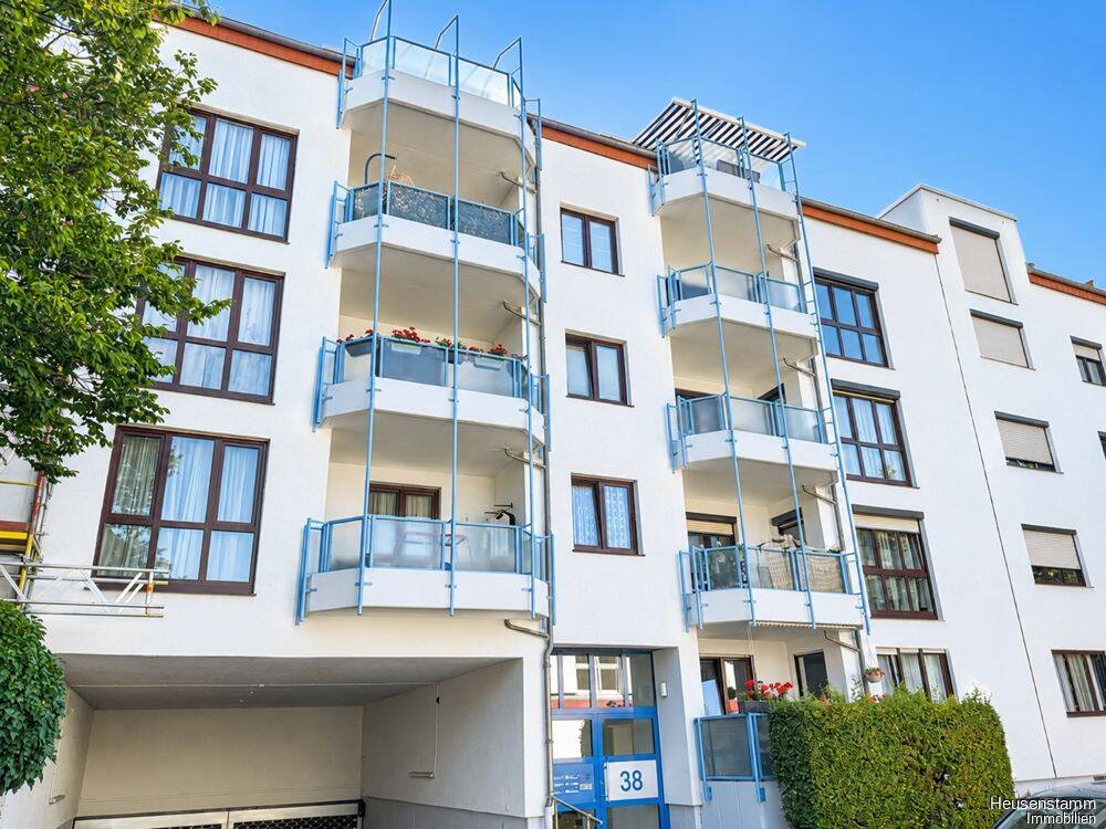 Freie 3 Zimmer Eigentumswohnung in zentraler Offenbacher Lage – einziehen oder vermieten, 63071 Offenbach am Main (Offenbach am Main Tempelsee)