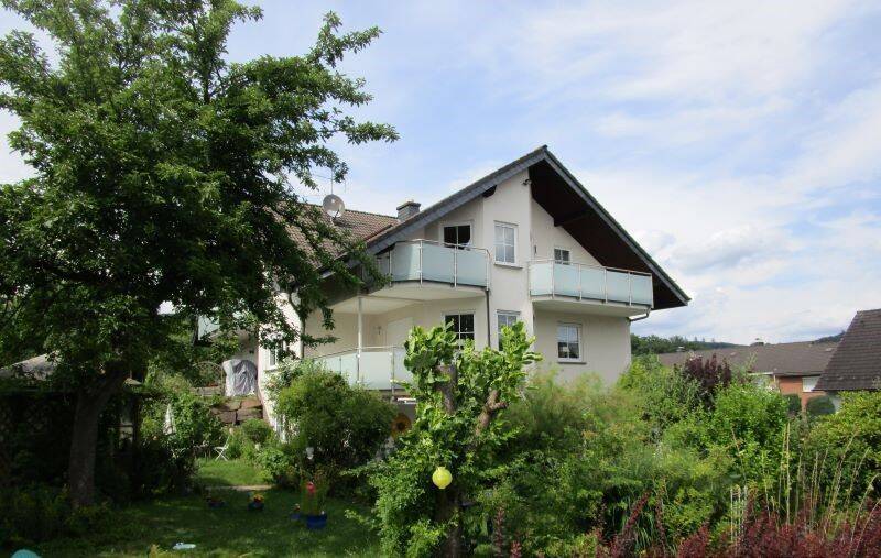 Gepflegte 2-Zimmer-Dachgeschosswohnung,2-Balkone, PKW-Stellplatz, ruhige Wohnlage, Bergneustadt, 51702 Bergneustadt