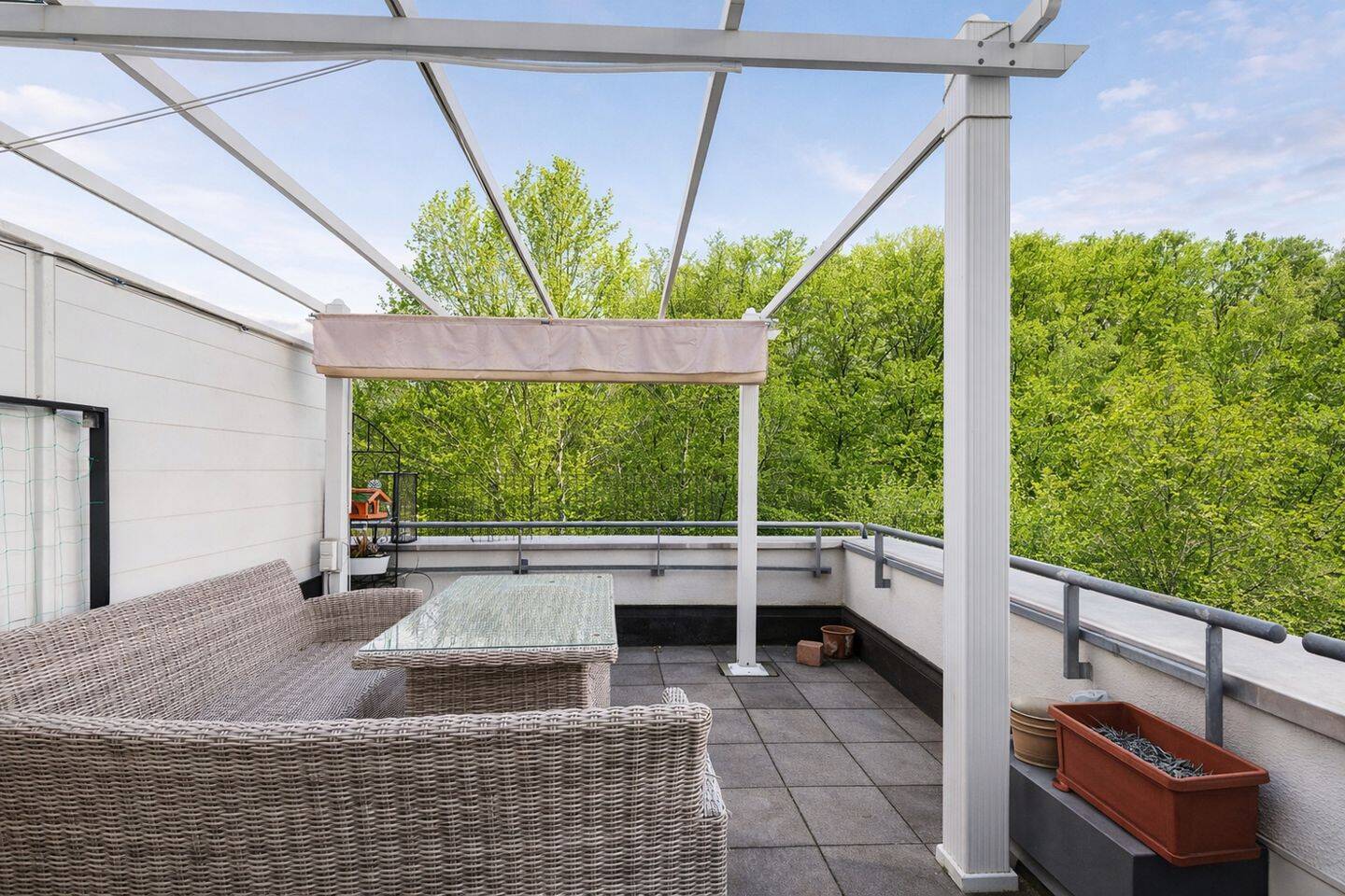 Wohnen am Waldrand – stilvolle 3,5-Zimmer-Maisonette mit Terrasse & Balkon, 65817 Eppstein