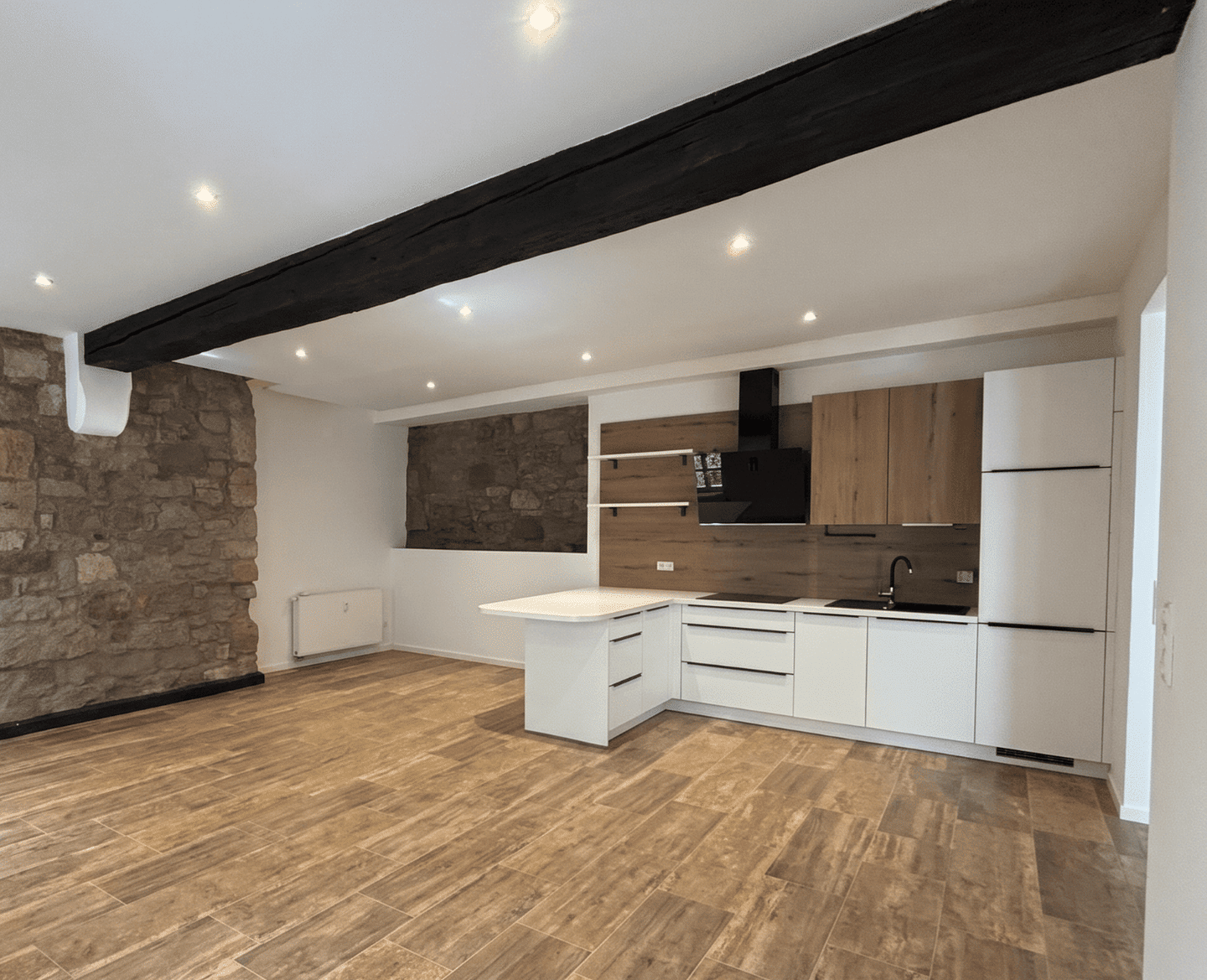 Hochwertige 2-Zimmer-Wohnung mit wunderschöner Einbauküche und Terrasse in bester Erfurter Lage