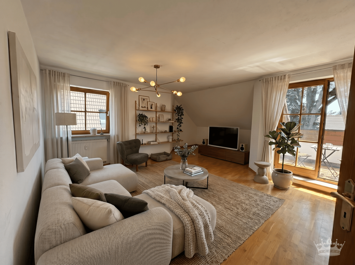 Sonnige 2 Zimmer DG Wohnung mit Dachterrasse in Waldtrudering