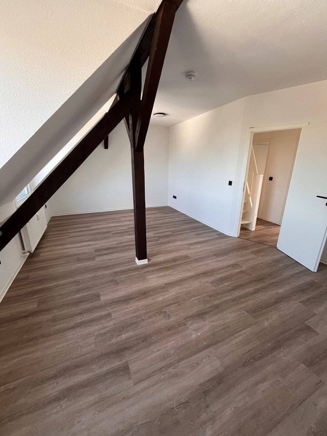 2-Zimmer- Wohnung mit ausgebautem Dachboden in Cracau, 39114 Magdeburg