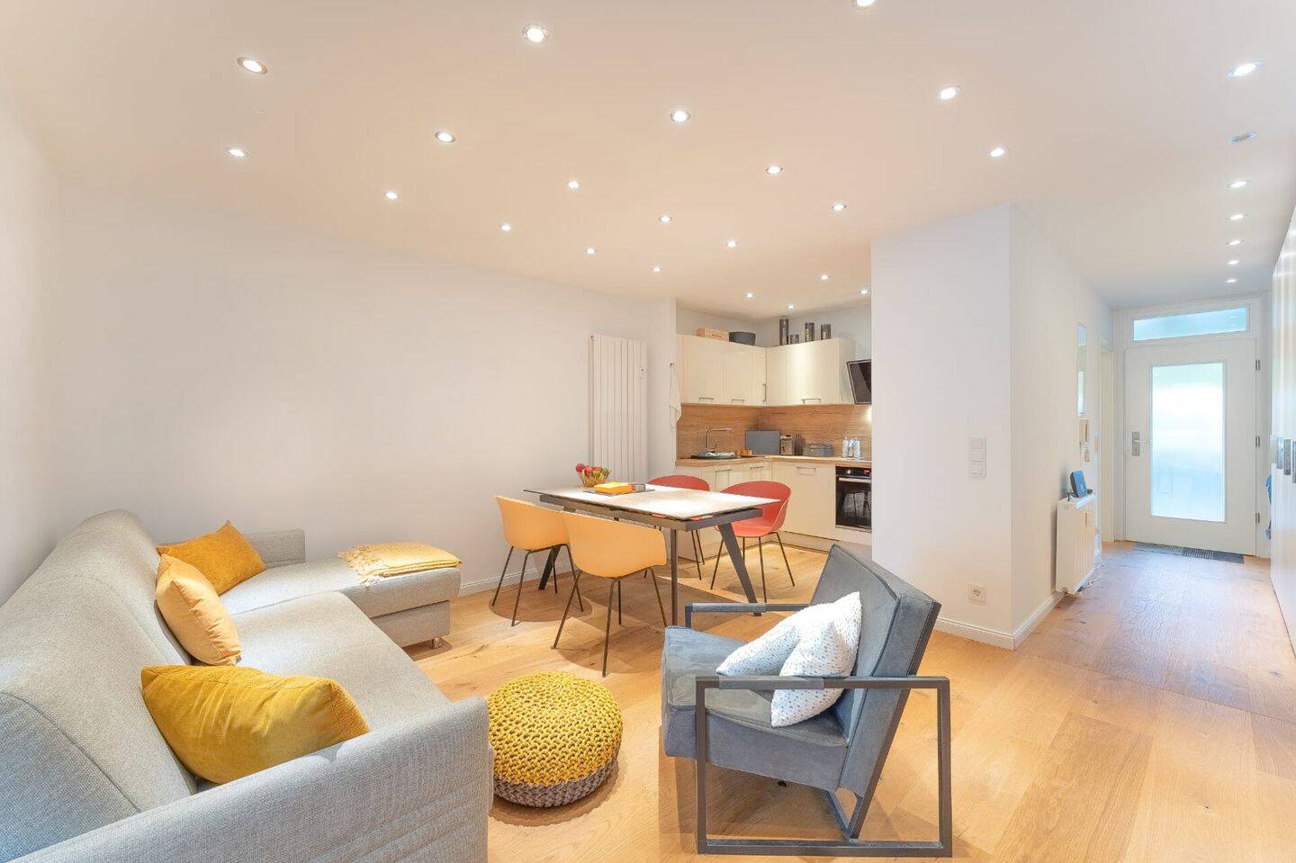 Modernes, vollmöbliertes Studio-Apartment mit Terrasse in Top-Lage, 30880 Laatzen