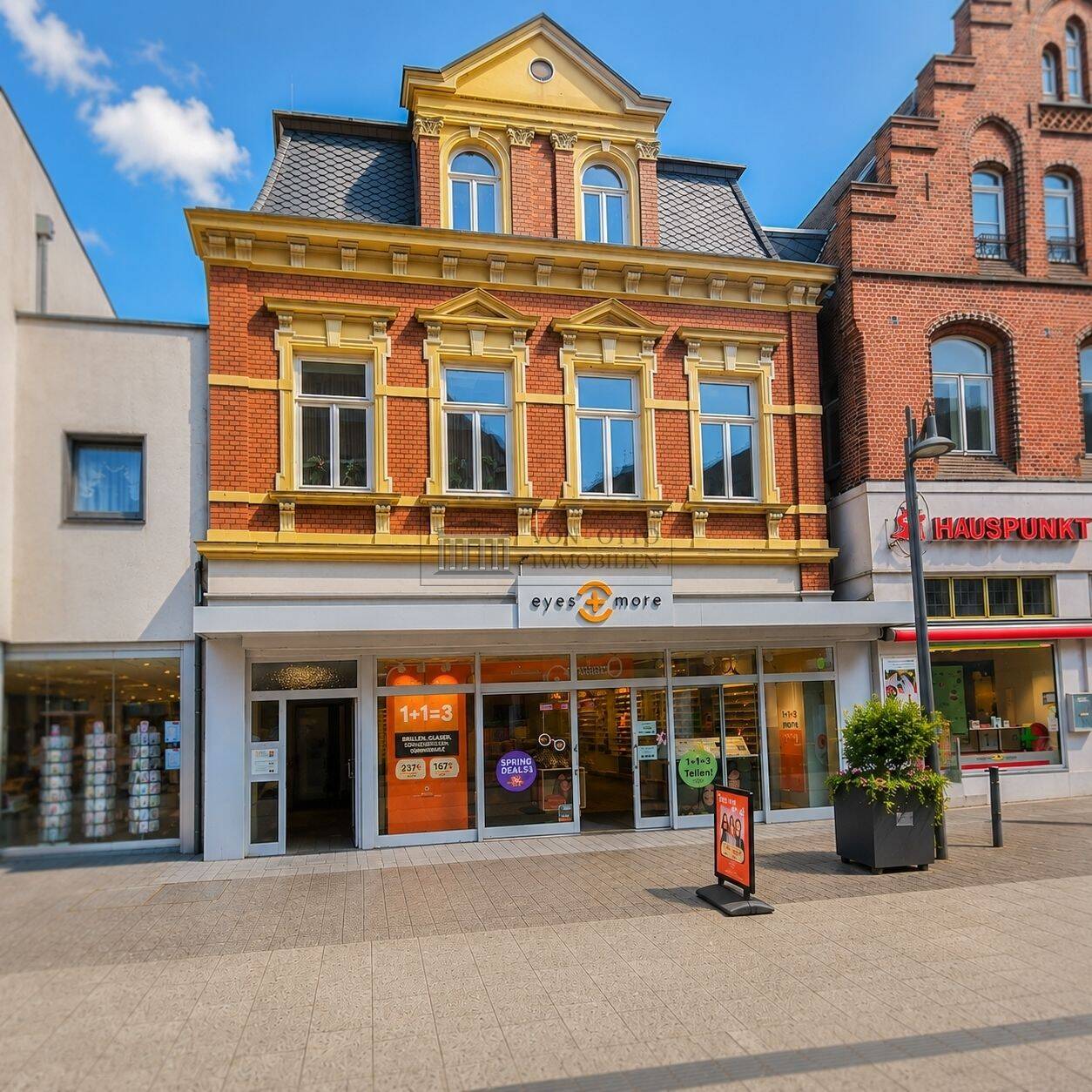 Tolles MFH mit Super Potenzial – Gewerbeeinheit, 2 freie Wohnungen, Dachgeschossreserve