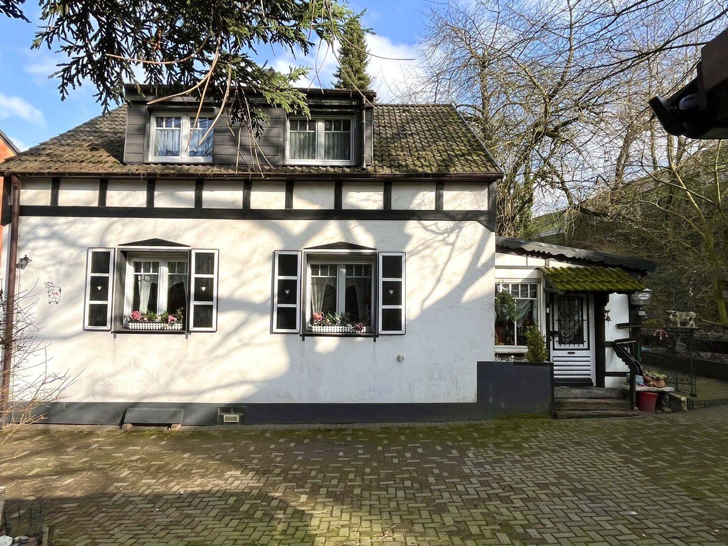 Mehr Platz, mehr Freiheit. Mehr Zuhause in Duisburg Beeck, 47139 Duisburg (Beeck Beeckerwerth Untermeiderich)