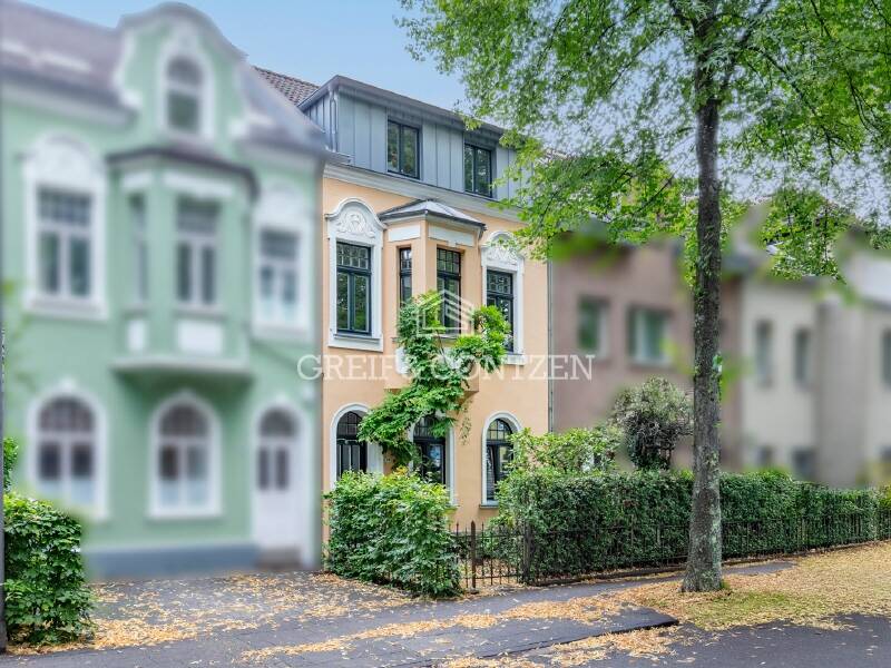 HISTORISCHES STADTHAUS VON 1905 MIT CHARME UND POTENZIAL