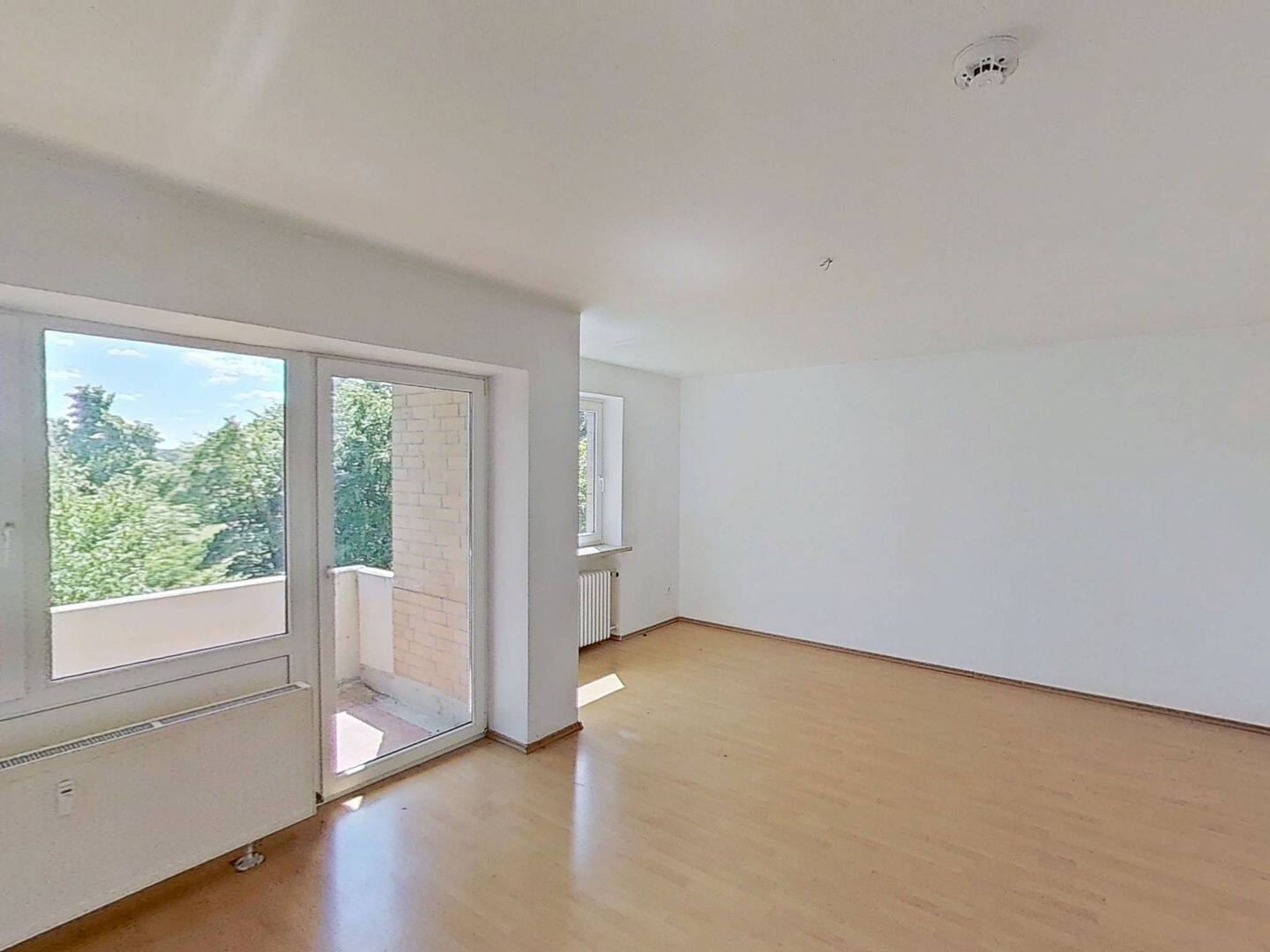 Helle 2-Zimmer-Wohnung mit sonnigem BALKON im Süden von Burgdorf, 31303 Burgdorf