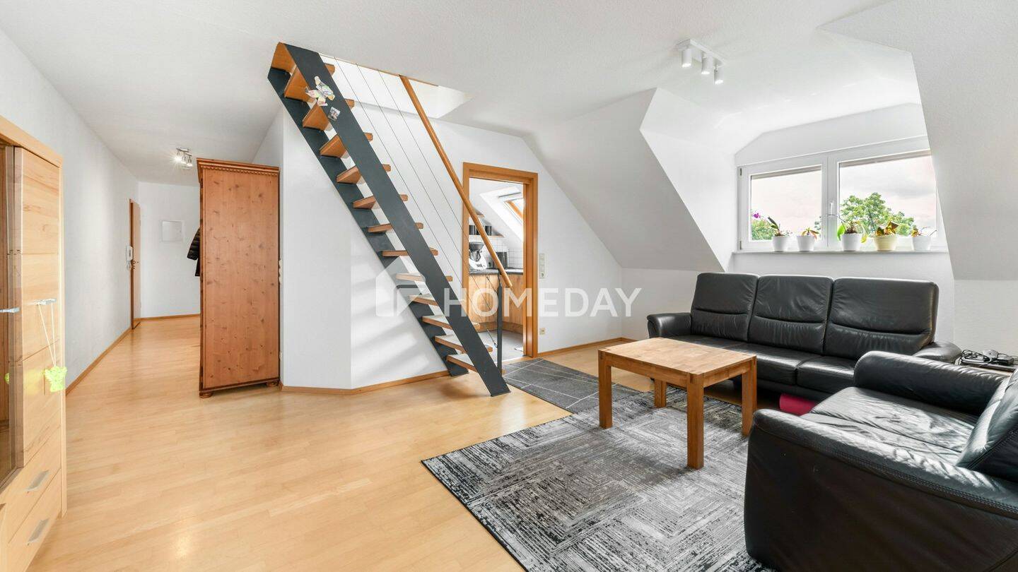 Maisonette in Neuenstadt: 4 Zimmer, Loggia, Garage und Stellplatz, 74196 Oedheim