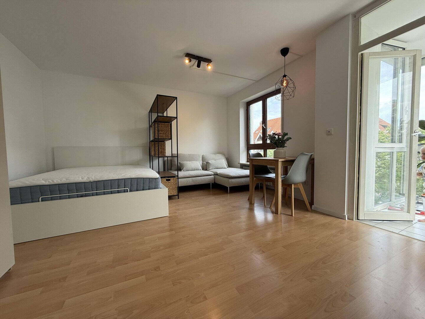 1-Zi.-Wohnung Univiertel, Erstbezug, TG, Loggia, möbliert, inkl. Spül& Waschmaschine, NK & Internet, 86159 Augsburg (Antonsviertel Hochfeld Innenstadt Universitätsviertel)