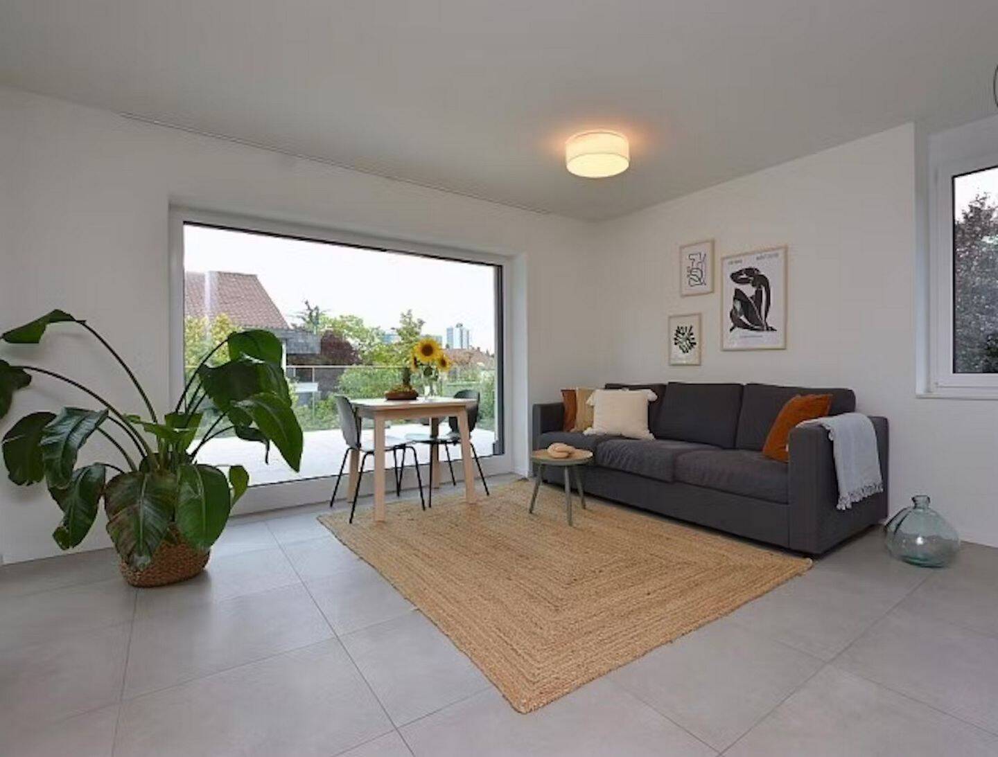 Möbliertes 2 Zimmer Wohnung im beliebten Märchenviertel, 70567 Stuttgart (Möhringen)
