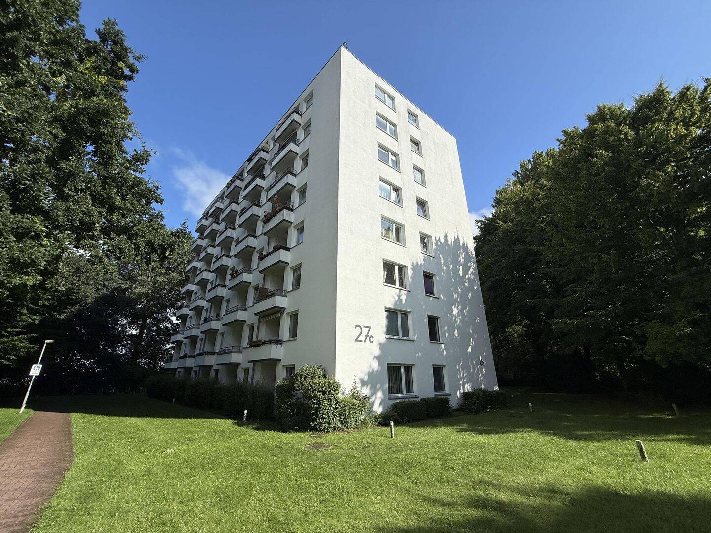 sanierungsbedürftige 2-Zimmerwohnung, 23568 Lübeck (Schlutup Sankt Gertrud)