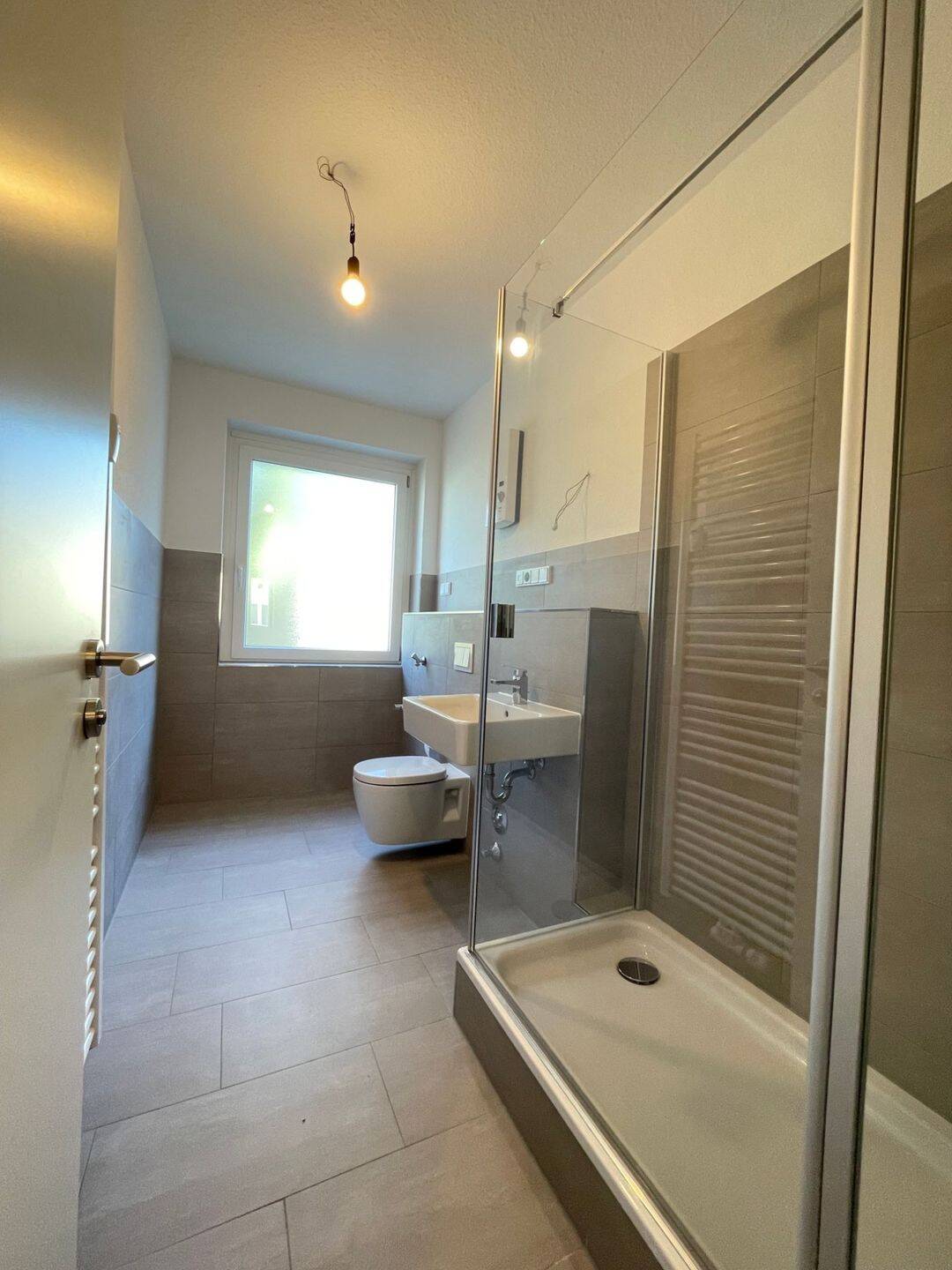 *Tageslichtbad*Erstbezug nach Sanierung*Altbauwohnung*, 45145 Essen (Frohnhausen Holsterhausen)