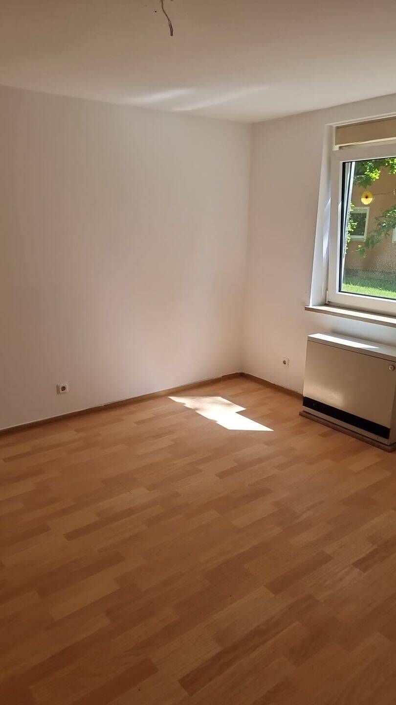 2 von 10 neu renovierten Wohnungen noch frei, 97714 Oerlenbach