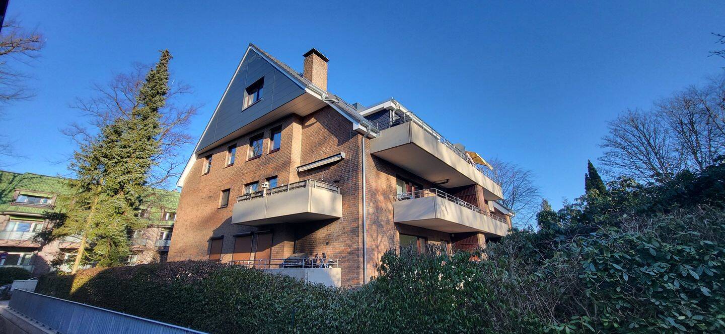 Attraktives Wohnungspaket in Hamburg Zwei Wohneinheiten mit großem Südbalkon und umfangreicher Renovierung, 22391 Hamburg (Wandsbek)