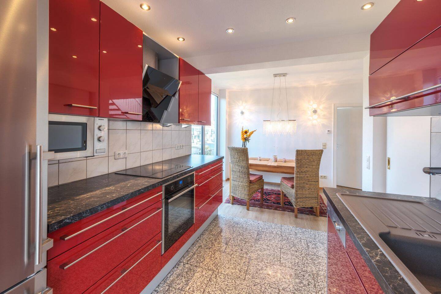KENSINGTON – Exklusives Wohnerlebnis: Stilvolles Haus in Haus Konzept mit Wintergarten in Neu-Aubing, 81249 München (Allach-Untermenzing Aubing-Lochhausen-Langwied Pasing-Obermenzing)