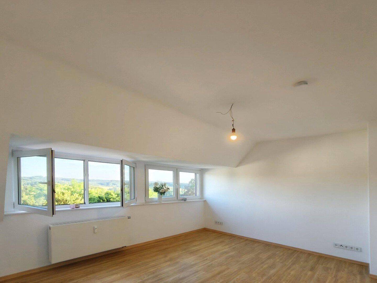 Sehr gepflegte Wohnung am Stadtpark 2,5 Zi, 70 qm mit neuer Küche, 58509 Lüdenscheid