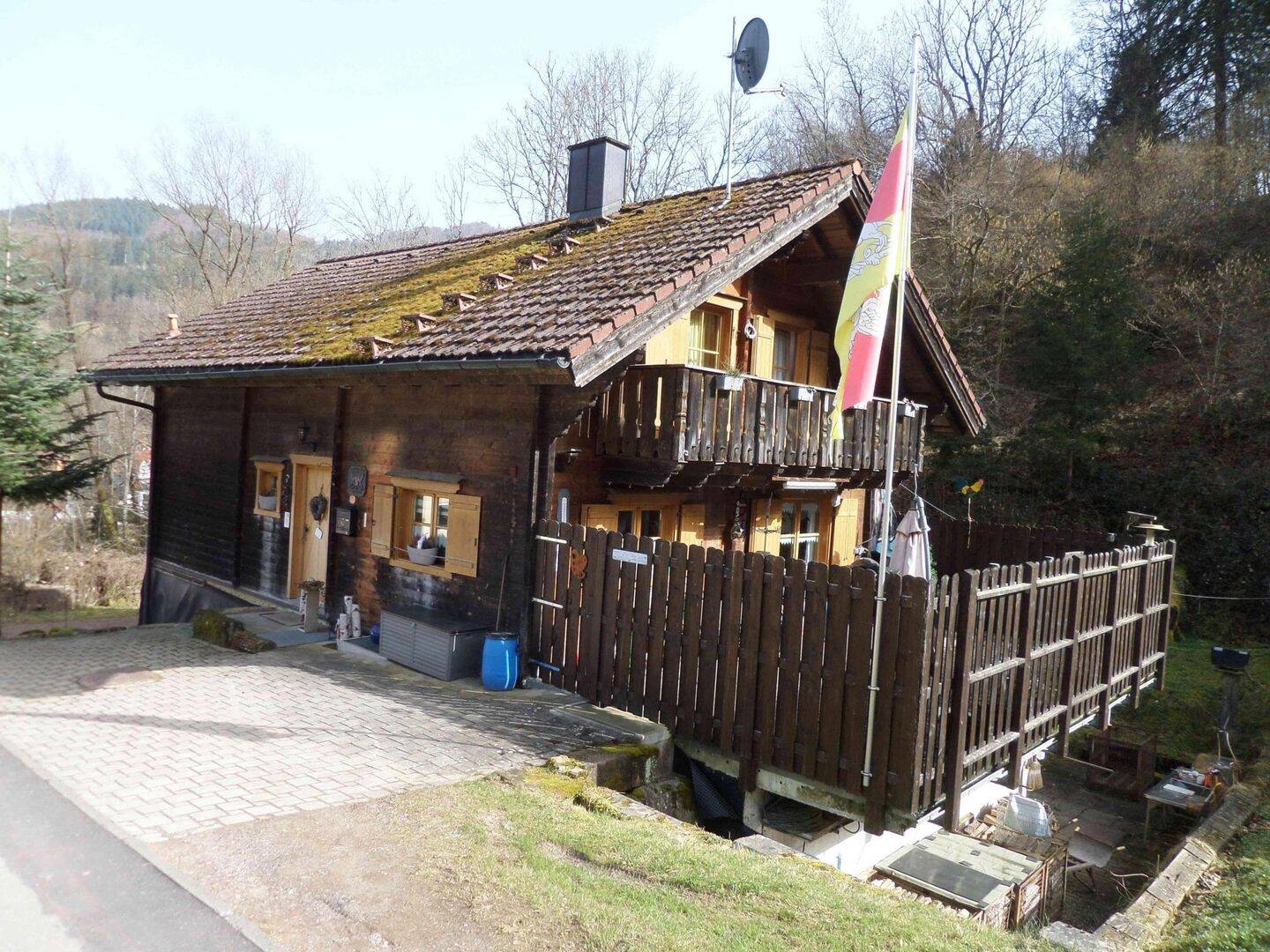 Preisreduzierung – Attraktives Holzhaus mit großem Grundstück in sehr ruhiger Lage am Waldrand, 79692 Kleines Wiesental