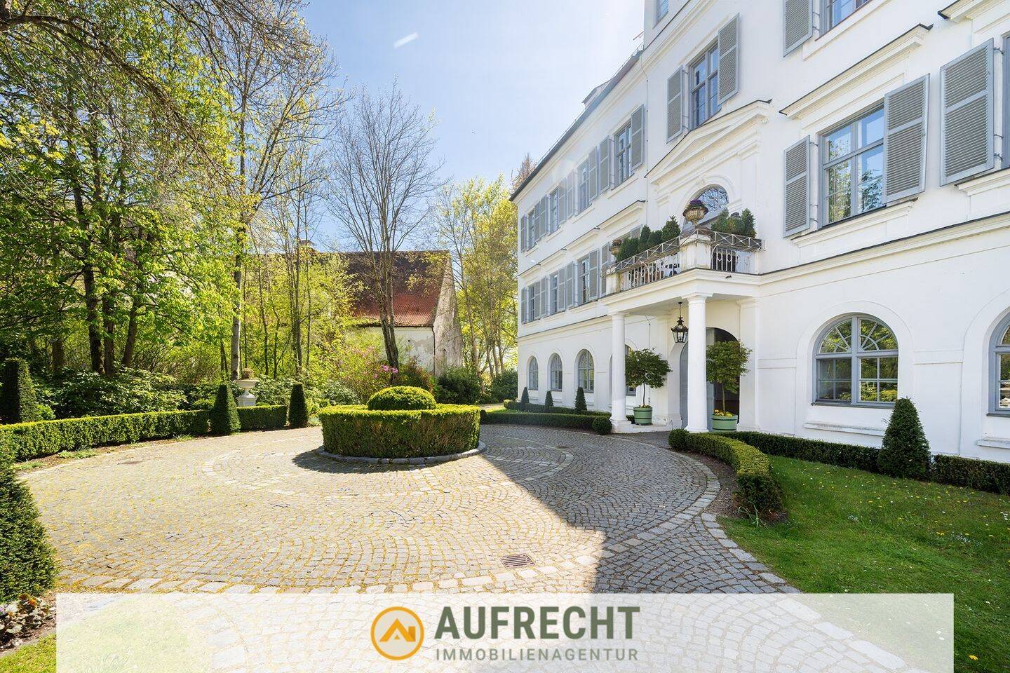 A U F R E C HT °HISTORISCH & STILVOLL° 3-Zi.-Wohnung mit Weitblick und eigenem Stellplatz im Schloss, 82281 Egenhofen