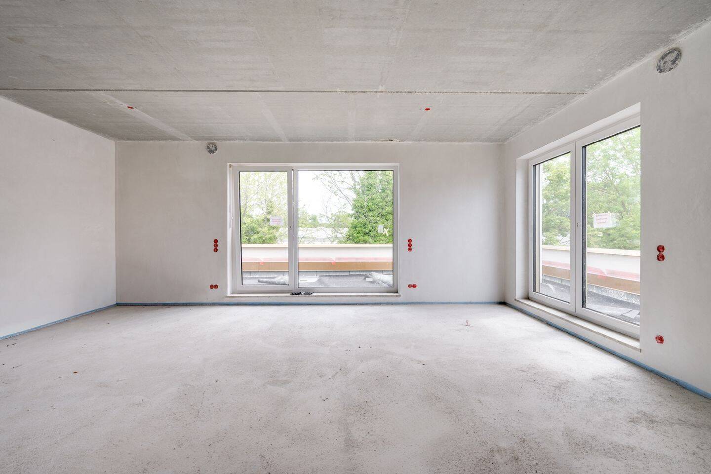 AIGNER – Neubau: Lichterfülltes Familiendomizil mit Dachterrasse im Münchner Nordwesten, 80995 München (Allach-Untermenzing Feldmoching-Hasenbergl Moosach)