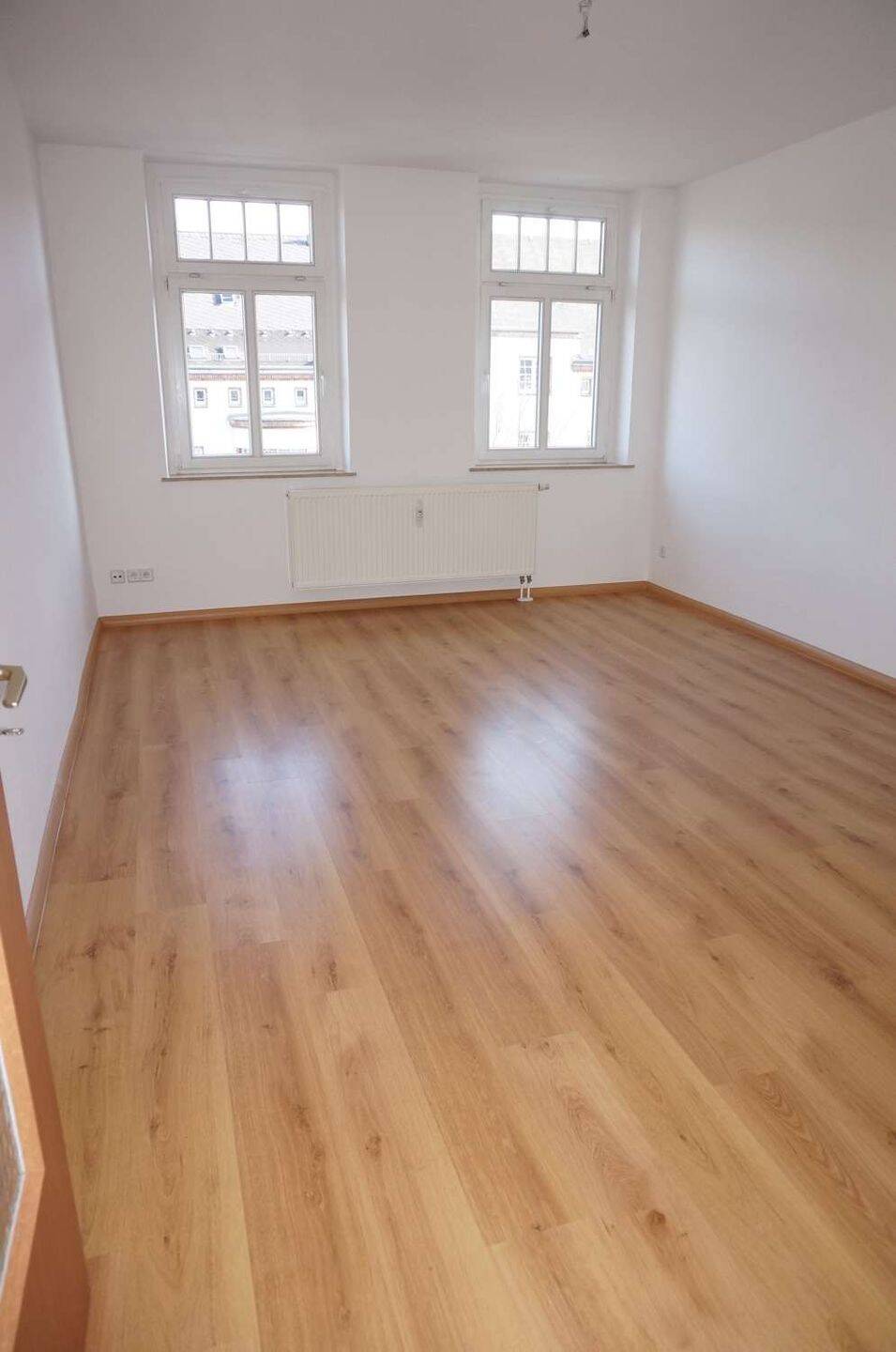 TOP Dachgeschoss-Whg. mit sonnigem West-Balkon – Chemnitz – Bild 1 von 3