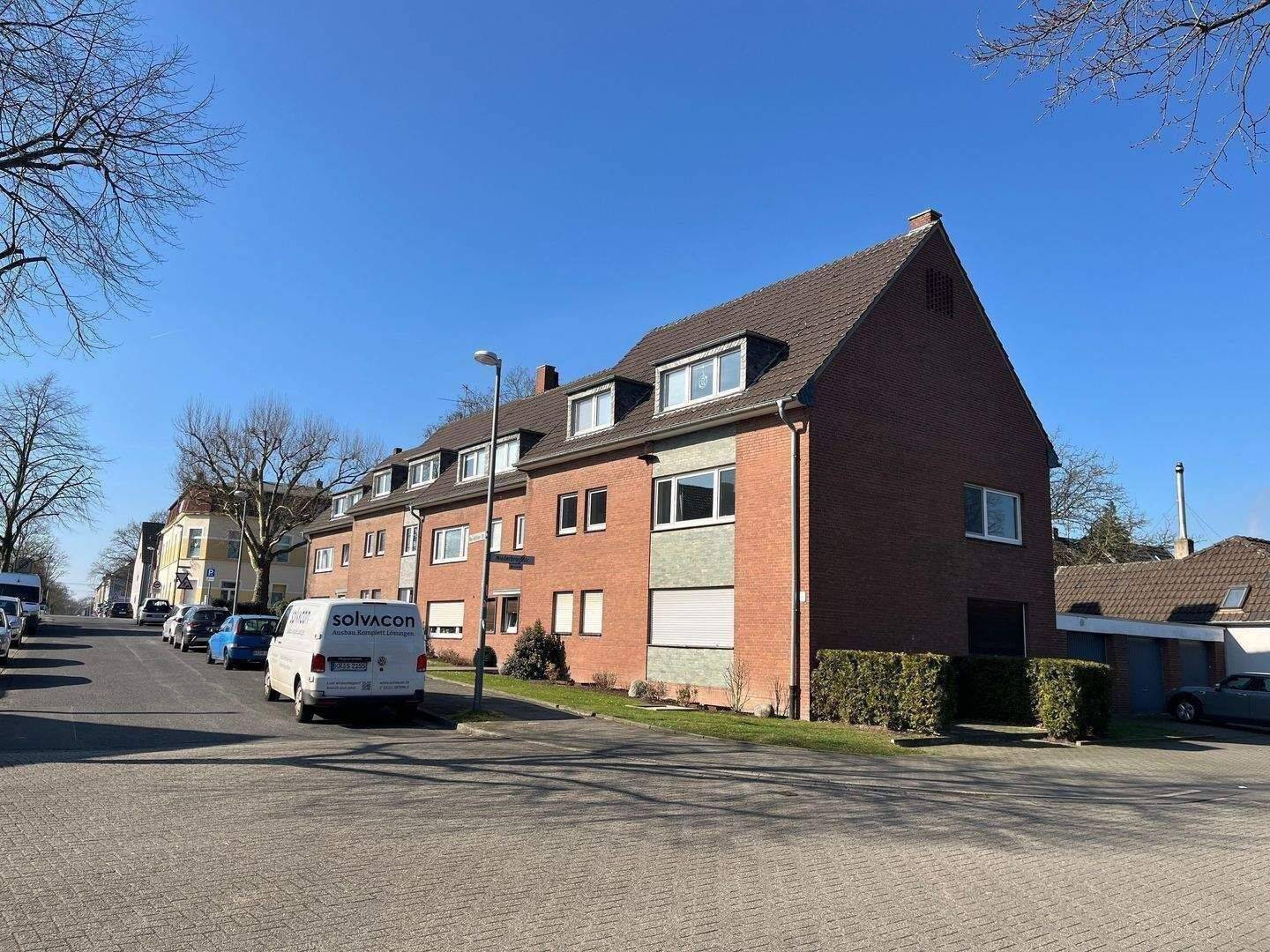 Lichtdurchflutete 3-Zimmer Erdgeschoss-Wohnung, kernsaniert, 47807 Krefeld (Dießem/Lehmheide Fischeln)